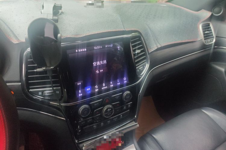 Used Jeep Grand Cherokee 2020 3.0L Elite Navigation Edition Audio And AC Panel