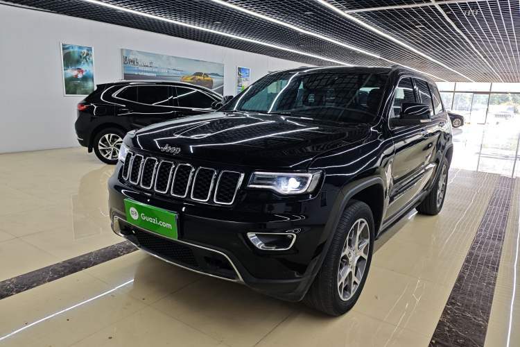 Ojetý Jeep Grand Cherokee 2020 3.0L Elite Navigation Edition Guazi used car, China used car export, Used car for sale, Used cars, Cheapest cars for sale