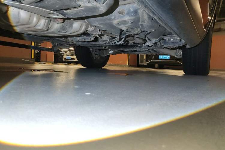 Used Jeep Grand Cherokee 2020 3.6L Elite Navigation Edition Chassis Rear Right