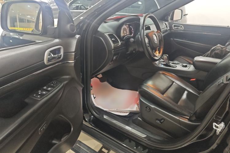 Used Jeep Grand Cherokee 2020 3.0L Elite Navigation Edition Driver Seat