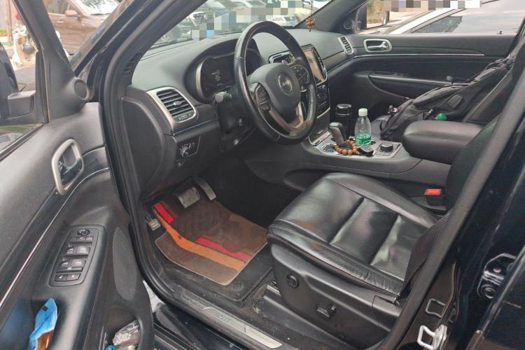 Used Jeep Grand Cherokee 2020 3.0L Elite Navigation Edition Driver Seat