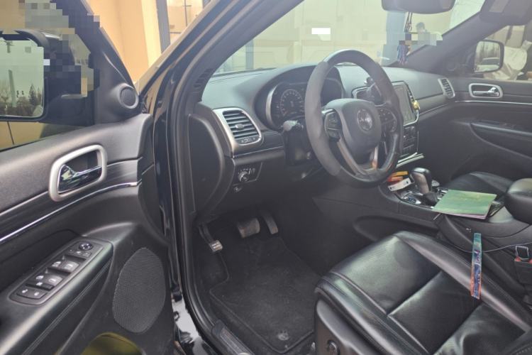 Used Jeep Grand Cherokee 2020 3.0L Elite Navigation Edition Driver Seat