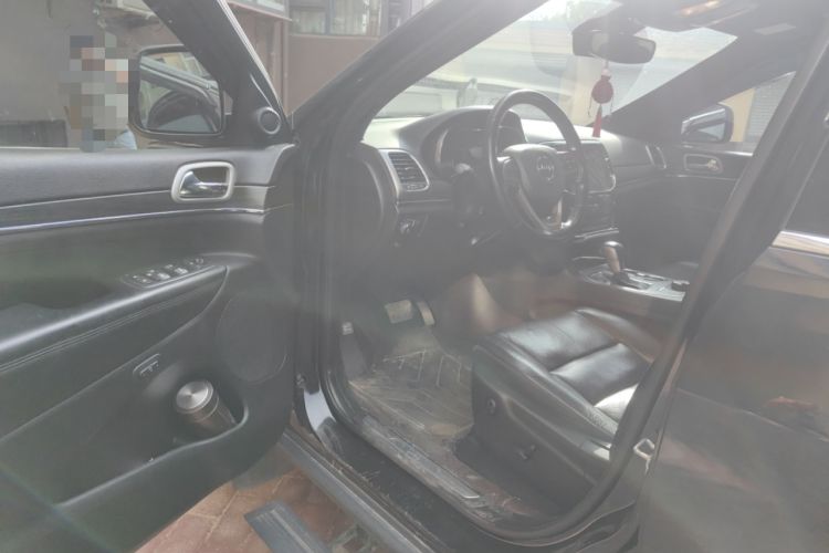 Used Jeep Grand Cherokee 2020 3.0L Elite Navigation Edition Driver Seat