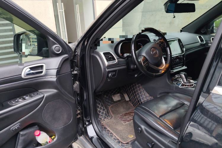 Used Jeep Grand Cherokee 2020 3.0L Elite Navigation Edition Driver Seat