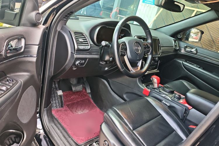 Used Jeep Grand Cherokee 2020 3.0L Elite Navigation Edition Driver Seat