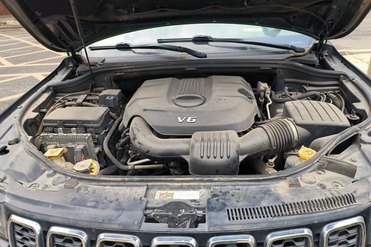 Used Jeep Grand Cherokee 2020 3.0L Elite Navigation Edition Engine Bay