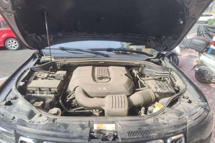 Used Jeep Grand Cherokee 2020 3.0L Elite Navigation Edition Engine Bay