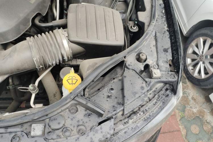 Used Jeep Grand Cherokee 2020 3.0L Elite Navigation Edition Engine Bay Left