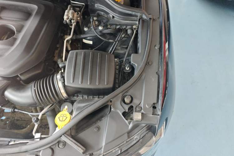 Used Jeep Grand Cherokee 2020 3.6L Elite Navigation Edition Engine Bay Left