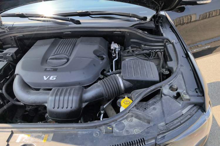 Used Jeep Grand Cherokee 2020 3.0L Elite Navigation Edition Engine Bay Left