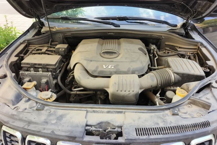 Used Jeep Grand Cherokee 2020 3.0L Elite Navigation Edition Engine Bay