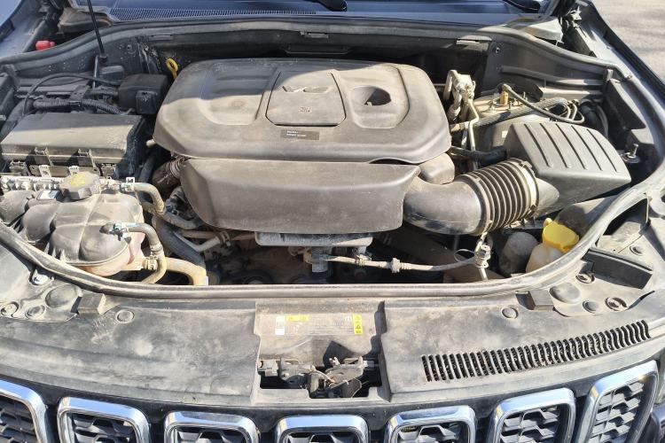 Used Jeep Grand Cherokee 2020 3.6L Elite Navigation Edition Engine Bay