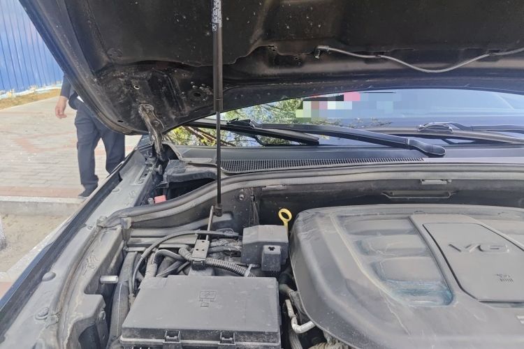Used Jeep Grand Cherokee 2020 3.6L Elite Navigation Edition Engine Bay Right