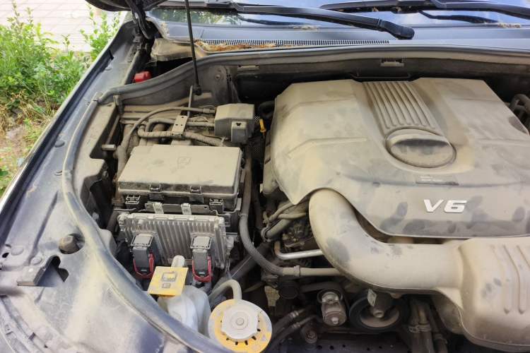 Used Jeep Grand Cherokee 2020 3.0L Elite Navigation Edition Engine Bay Right