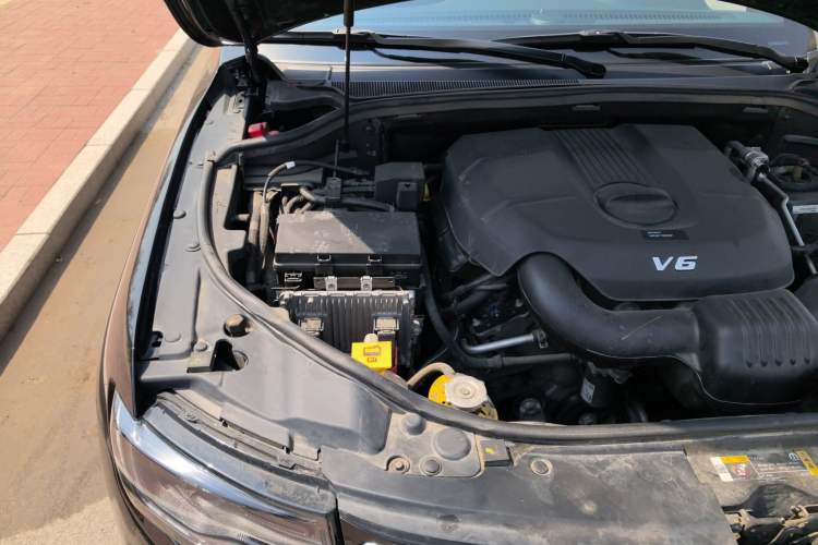 Used Jeep Grand Cherokee 2020 3.0L Elite Navigation Edition Engine Bay Right