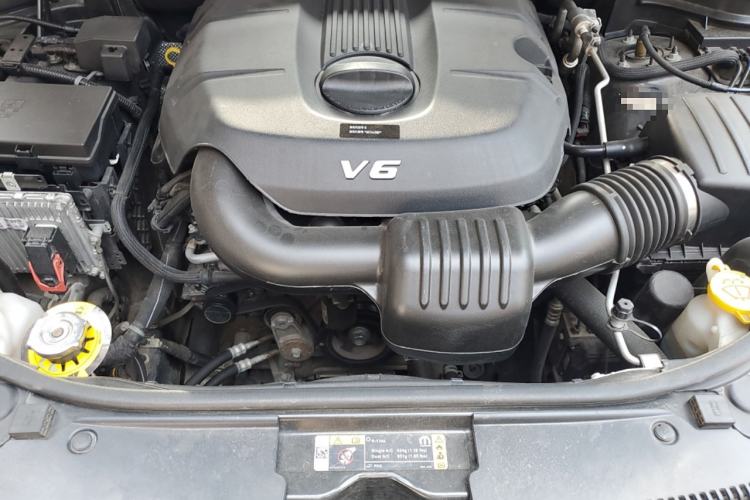 Used Jeep Grand Cherokee 2020 3.0L Elite Navigation Edition Engine Bay