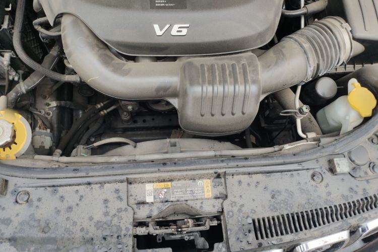 Used Jeep Grand Cherokee 2020 3.0L Elite Navigation Edition Engine Bay