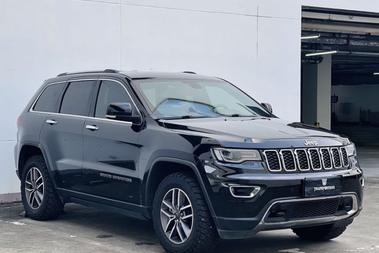 Used Jeep Grand Cherokee 2020 3.0L Professional Navigation Edition Exterior 1