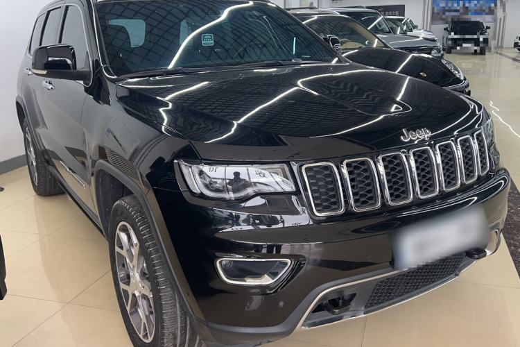 Used Jeep Grand Cherokee 2020 3.0L Elite Navigation Edition Exterior 2