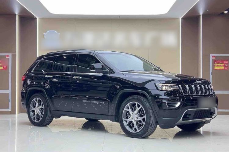 Used Jeep Grand Cherokee 2020 3.0L Elite Navigation Edition Exterior 2
