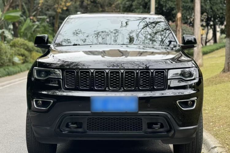 Used Jeep Grand Cherokee 2020 3.0L Elite Navigation Edition Exterior 2