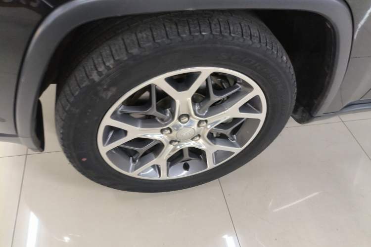 Used Jeep Grand Cherokee 2020 3.0L Elite Navigation Edition Exterior 3