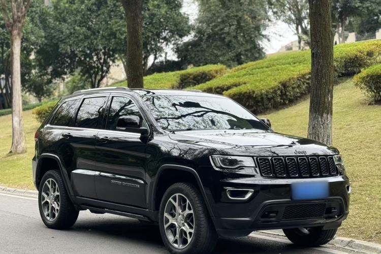 Used Jeep Grand Cherokee 2020 3.0L Elite Navigation Edition Exterior 3