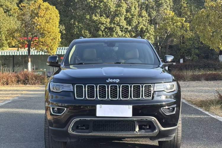 Used Jeep Grand Cherokee 2020 3.0L Elite Navigation Edition Exterior 3