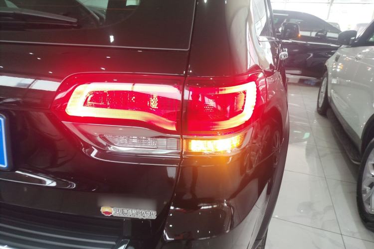 Used Jeep Grand Cherokee 2020 3.0L Elite Navigation Edition Exterior 3