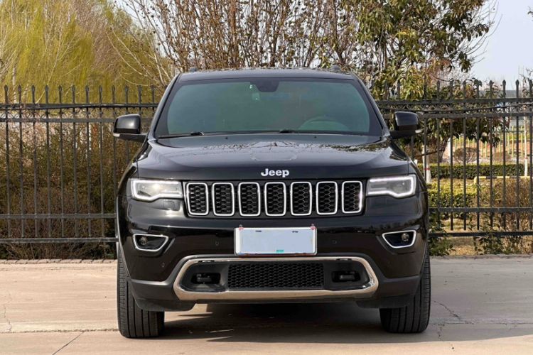 Used Jeep Grand Cherokee 2020 3.0L Elite Navigation Edition Exterior 3