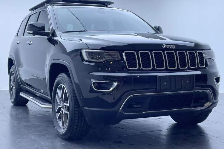 Used Jeep Grand Cherokee 2020 3.0L Professional Navigation Edition Exterior 4