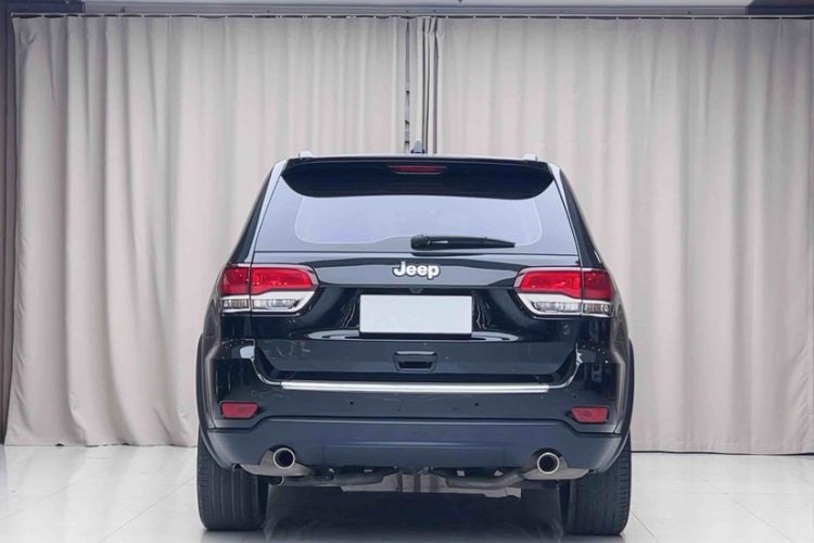 Used Jeep Grand Cherokee 2020 3.0L Elite Navigation Edition Exterior 4