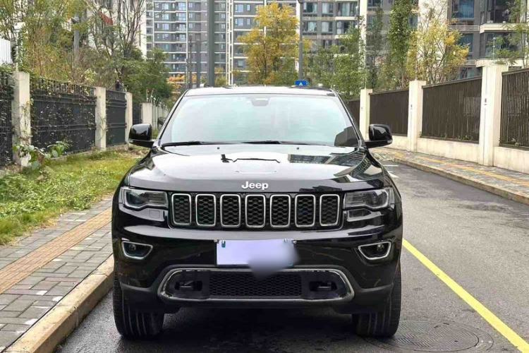 Used Jeep Grand Cherokee 2020 3.0L Elite Navigation Edition Exterior 4