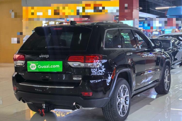 Used Jeep Grand Cherokee 2020 3.0L Elite Navigation Edition Exterior 5