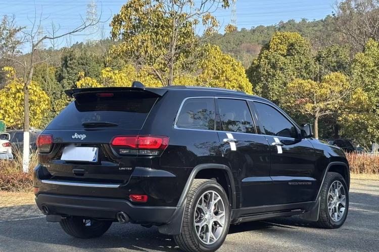 Used Jeep Grand Cherokee 2020 3.0L Elite Navigation Edition Exterior 5