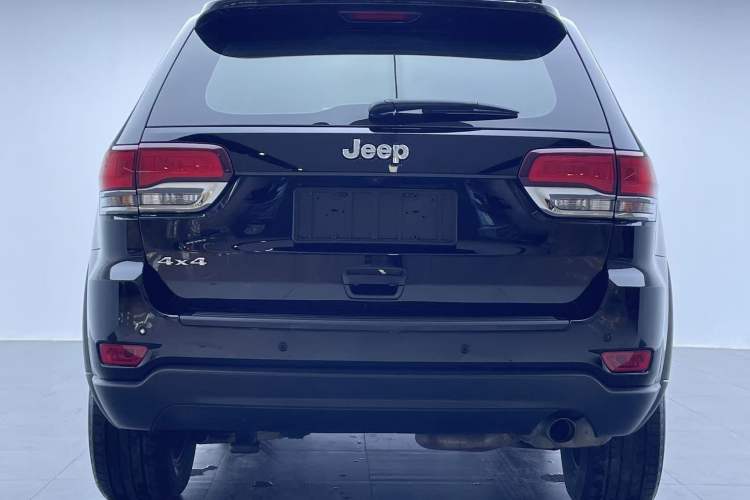 Used Jeep Grand Cherokee 2020 3.0L Professional Navigation Edition Exterior 7