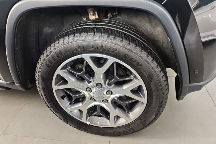 Used Jeep Grand Cherokee 2020 3.0L Elite Navigation Edition Exterior 7
