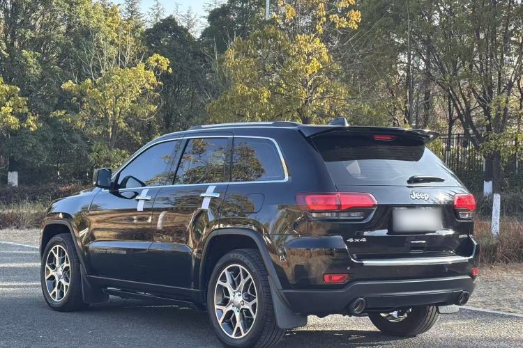 Used Jeep Grand Cherokee 2020 3.0L Elite Navigation Edition Exterior 7