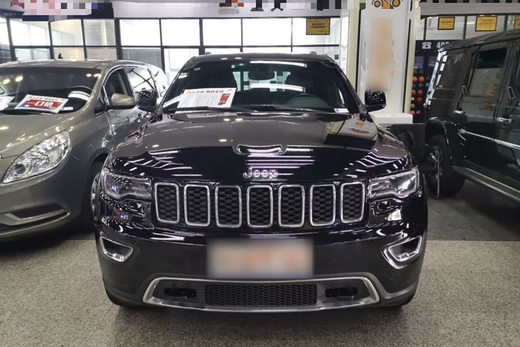 Used Jeep Grand Cherokee 2020 3.0L Elite Navigation Edition Front