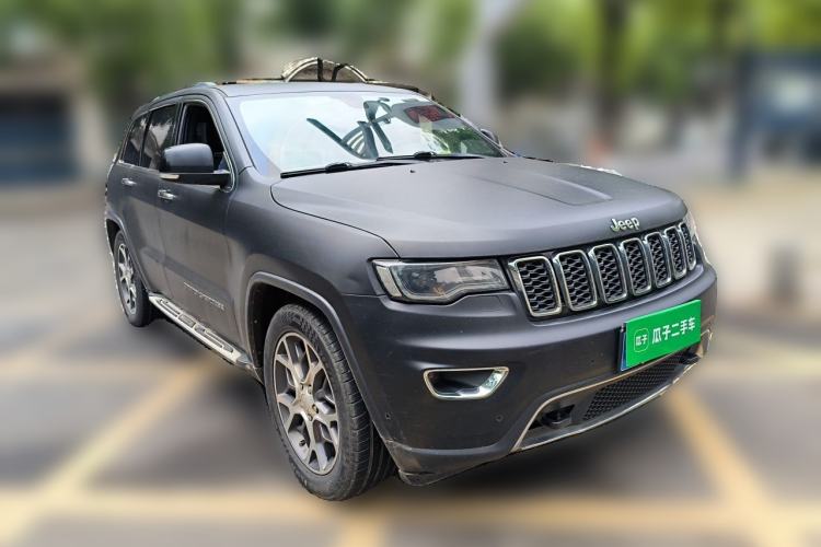 Used Jeep Grand Cherokee 2020 3.0L Elite Navigation Edition Front Right 45 Deg