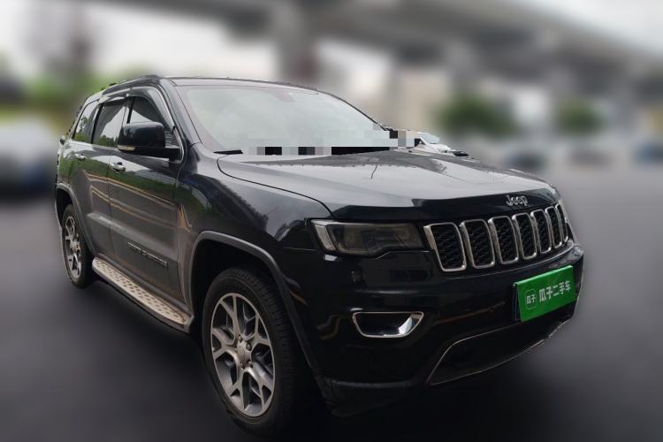 Used Jeep Grand Cherokee 2020 3.0L Elite Navigation Edition Front Right 45 Deg