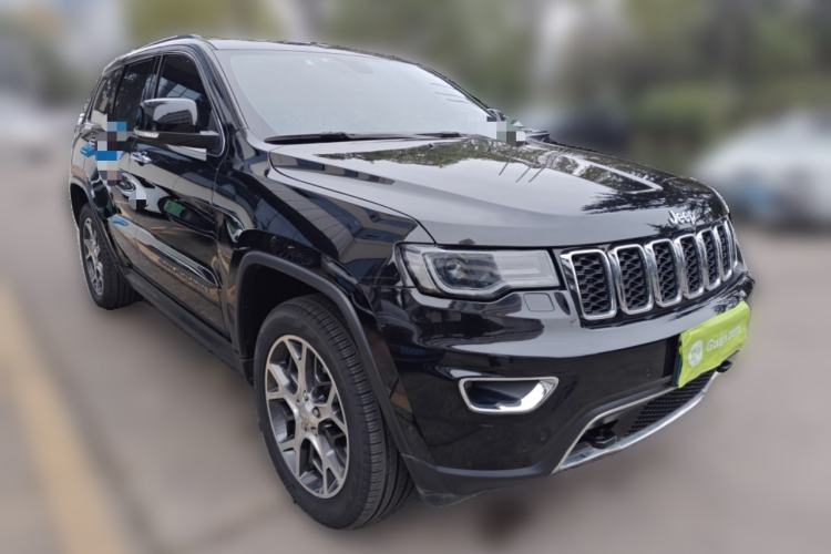 Used Jeep Grand Cherokee 2020 3.6L Elite Navigation Edition Front Right 45 Deg