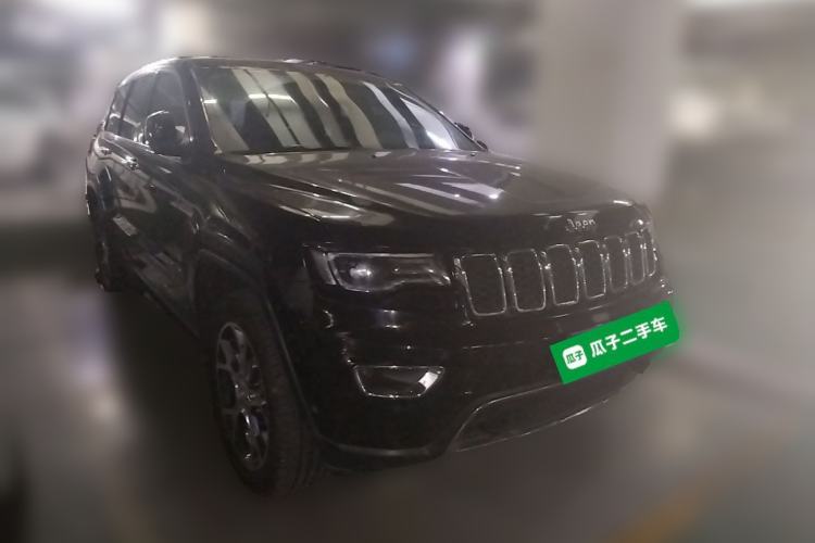 Used Jeep Grand Cherokee 2020 3.0L Elite Navigation Edition Front Right 45 Deg