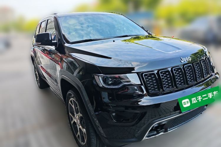 Used Jeep Grand Cherokee 2020 3.0L Elite Navigation Edition Front Right 45 Deg
