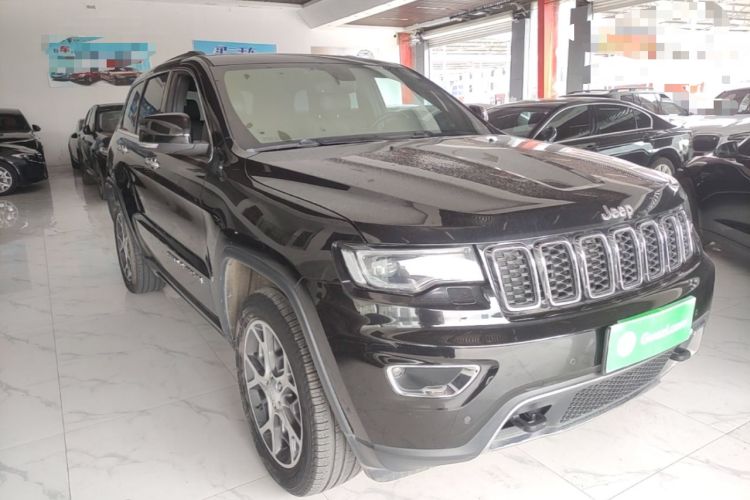 Used Jeep Grand Cherokee 2020 3.0L Elite Navigation Edition Front Right 45 Deg
