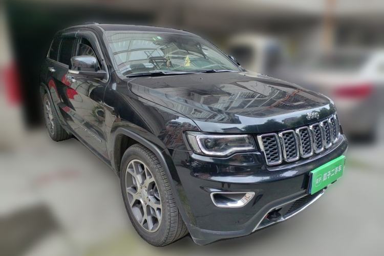 Used Jeep Grand Cherokee 2020 3.0L Elite Navigation Edition Front Right 45 Deg