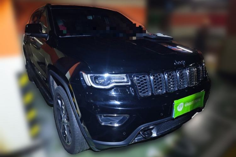 Used Jeep Grand Cherokee 2020 3.0L Elite Navigation Edition Front Right 45 Deg
