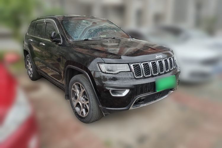Used Jeep Grand Cherokee 2020 3.0L Elite Navigation Edition Front Right 45 Deg