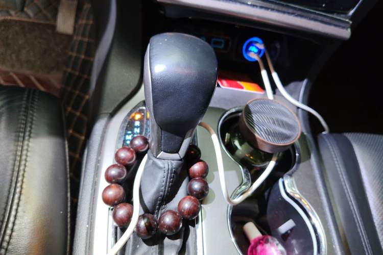 Used Jeep Grand Cherokee 2020 3.0L Elite Navigation Edition Gear Lever