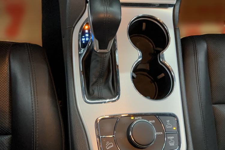 Used Jeep Grand Cherokee 2020 3.0L Elite Navigation Edition Gear Lever